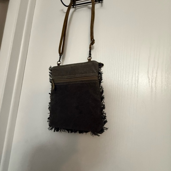 Myra Crossbody Gray and Black Patterned Women's Bag - Picture 8 of 12